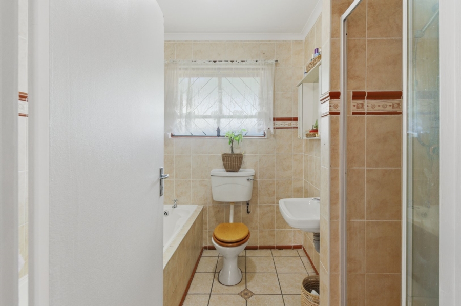 3 Bedroom Property for Sale in Onverwacht Western Cape